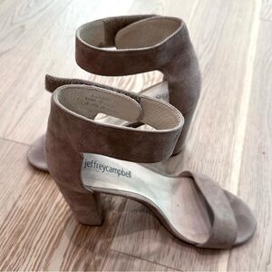 Jeffrey Campbell Lindsay heels